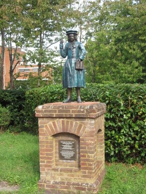 Statue
