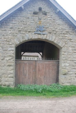 Gate