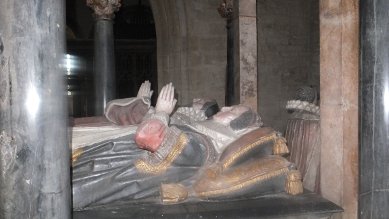 Tansfield Tomb