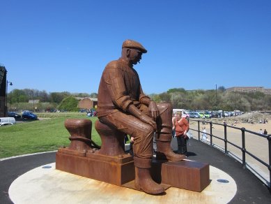 Statue