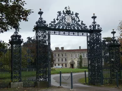 Elmore Court