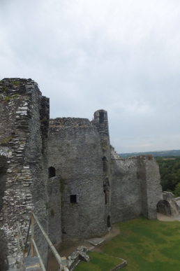 >Cilgerran Castle