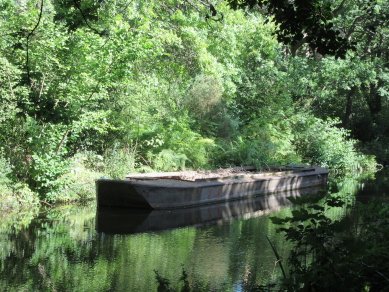 Barge
